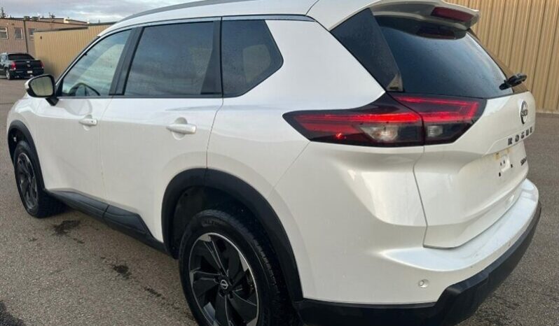 
								024 Nissan Rogue SV Premium AWD Moonroof full									