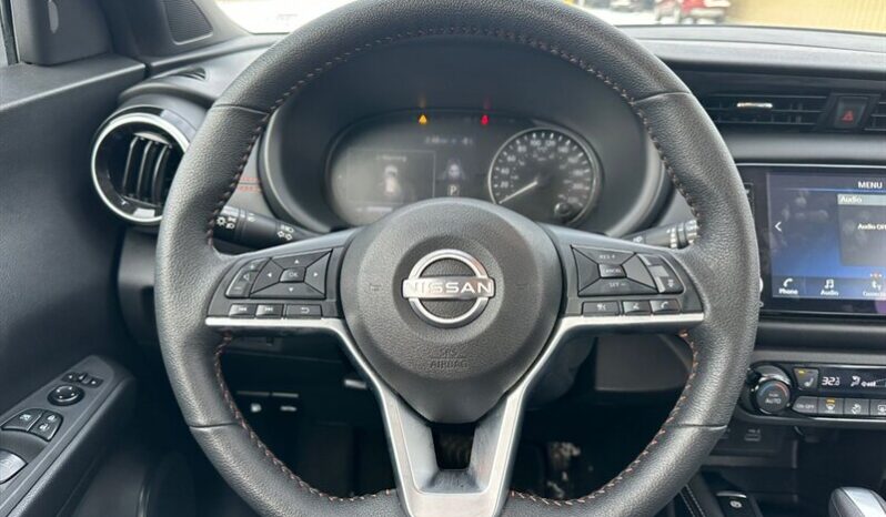 
								2024 Nissan Kicks SR Premium full									