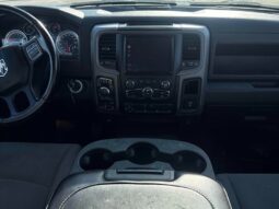 
										2022 Ram 1500 Tradesman SXT Crew Cab 4×4 5.7L Hemi full									