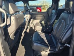 
										2024 Chrysler Pacifica Touring L Sunroof S Package full									