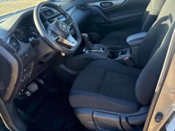 
										2023 Nissan Qashqai S AWD full									