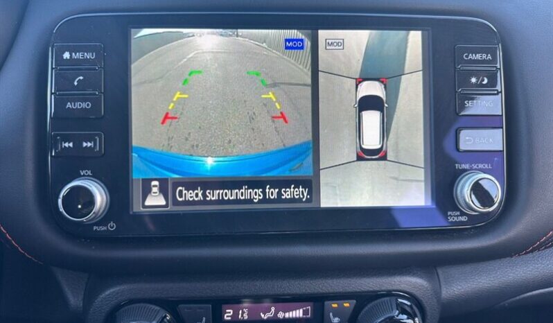 
								2024 Nissan Kicks SR Premium full									