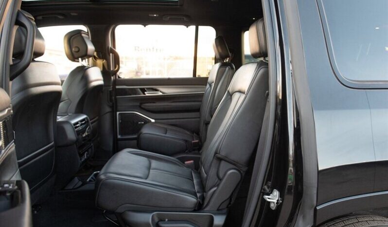 
								2024 Jeep Wagoneer Carbide 4×4 full									