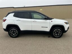 
										2024 Jeep Compass Trailhawk Sun & Sound 4×4 full									