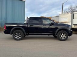 
										2021 Ram 1500 SLT Crew Cab 4×4 5.7L Hemi full									