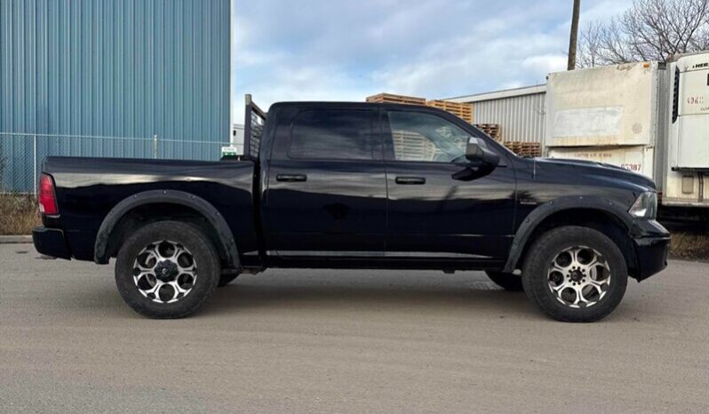 
								2021 Ram 1500 SLT Crew Cab 4×4 5.7L Hemi full									