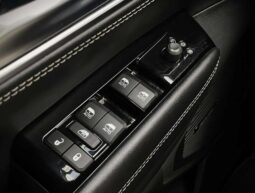 
										2024 Jeep Wagoneer Carbide 4×4 full									