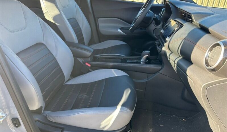 
								2024 Nissan Kicks SR Premium full									