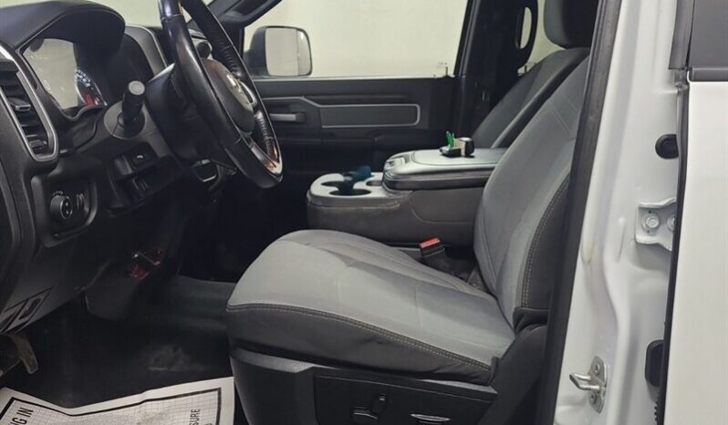 
								2022 Ram 3500 Bighorn Crew Cab Diesel 4×4 full									