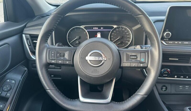 
								024 Nissan Rogue SV Premium AWD Moonroof full									