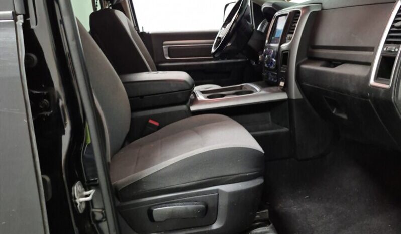 
								2021 Ram 1500 SLT Crew Cab 4×4 5.7L Hemi full									