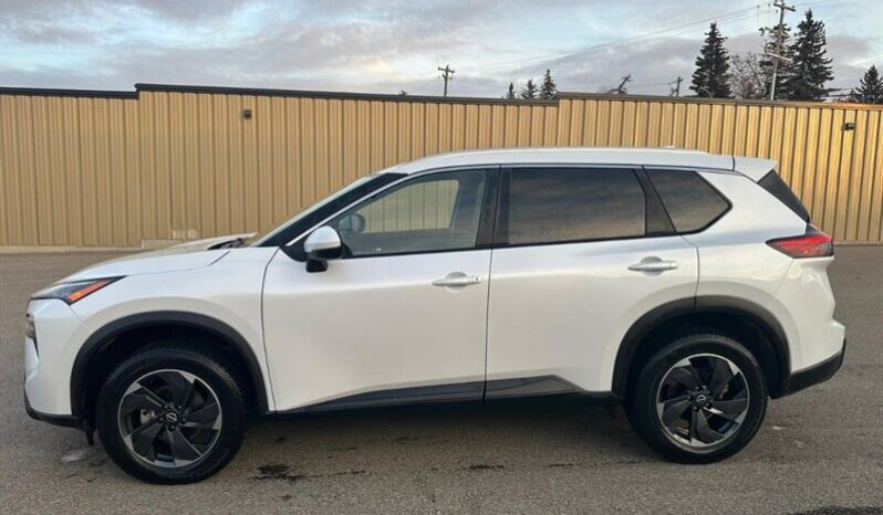 
								024 Nissan Rogue SV Premium AWD Moonroof full									