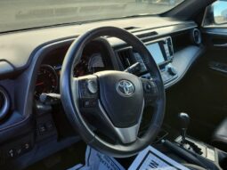 
										2018 Toyota Rav 4 SE AWD full									