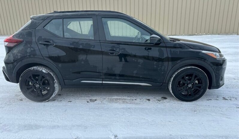 
								2024 Nissan Kicks SR Premium full									