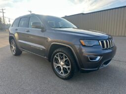 
										2018 Jeep Grand Cherokee Sterling Edition 4×4 5.7L Hemi full									