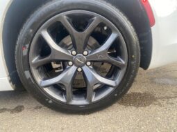 
										2023 Chrysler 300 Touring L full									