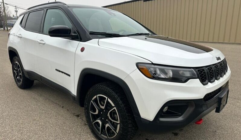 
								2024 Jeep Compass Trailhawk Sun & Sound 4×4 full									