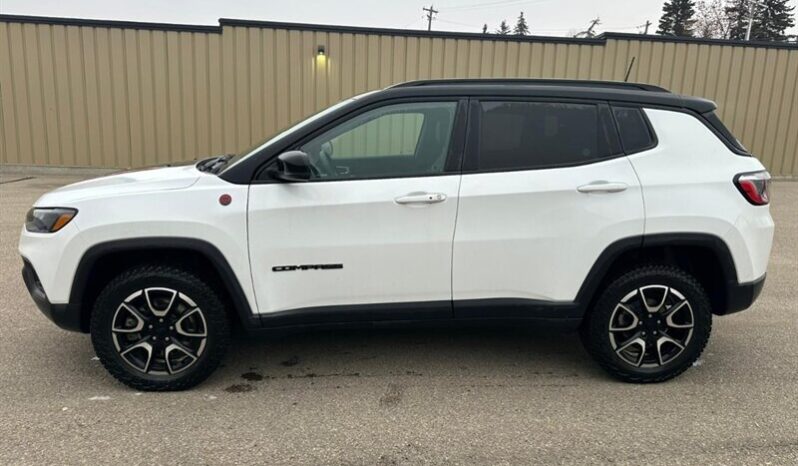 
								2024 Jeep Compass Trailhawk Sun & Sound 4×4 full									