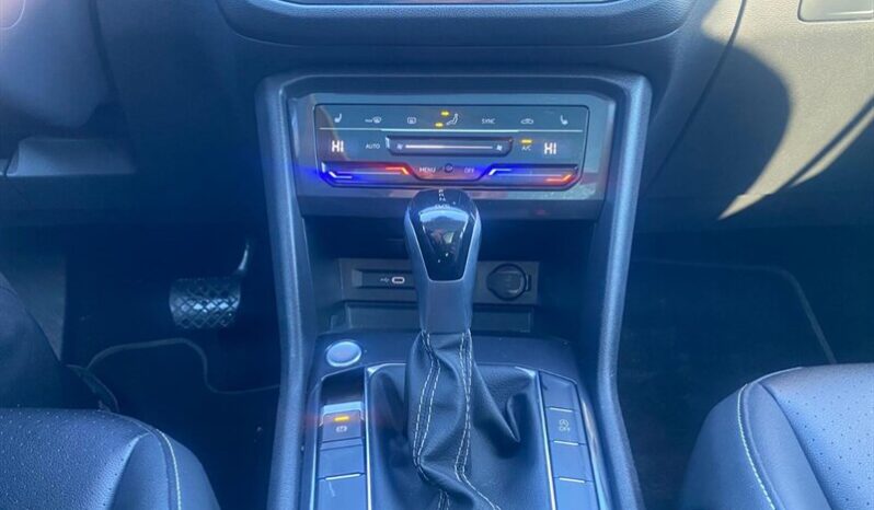 
								2024 Volkswagen Tiguan 2.0T Comfortline 4Motion Leather Sunroof AWD full									