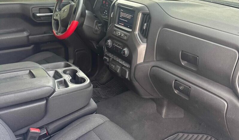 
								2023 Chevrolet Silverado 1500 Custom Trail Boss Z-71 Crew Cab 4×4 5.3L full									