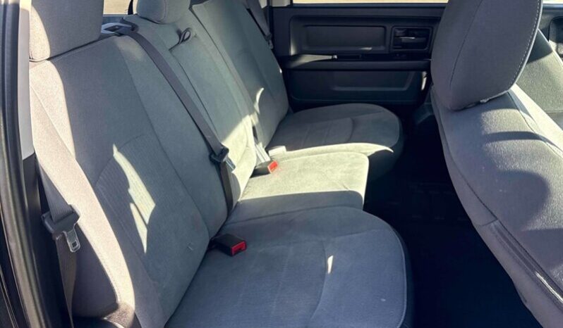 
								2022 Ram 1500 Tradesman SXT Crew Cab 4×4 5.7L Hemi full									