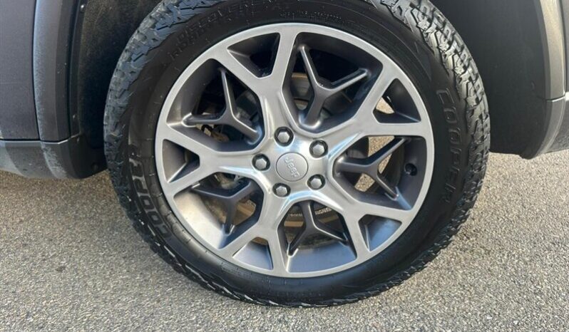 
								2018 Jeep Grand Cherokee Sterling Edition 4×4 5.7L Hemi full									