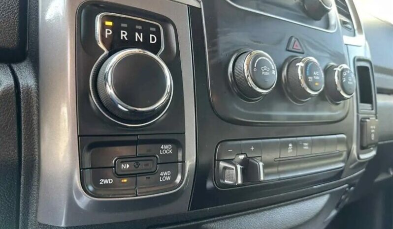 
								2022 Ram 1500 SLT Crew Cab 4×4 5.7L Hemi full									