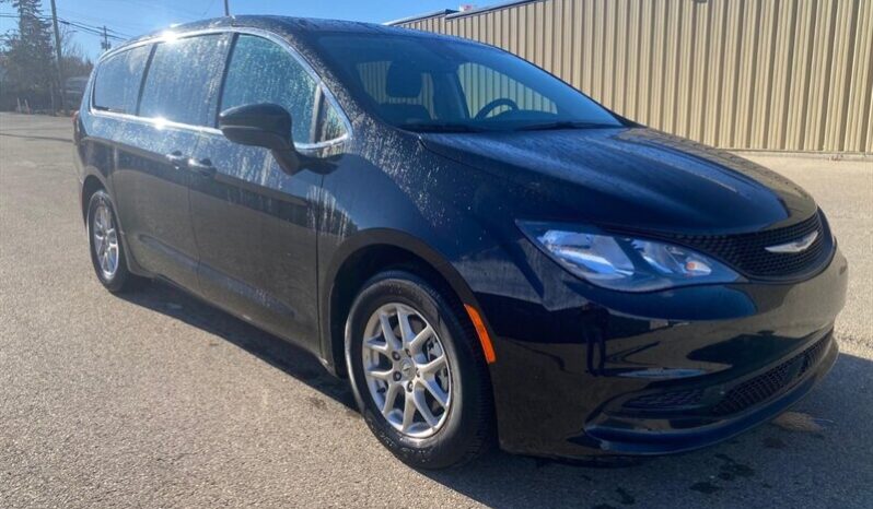 
								2024 Chrysler Grand Caravan SXT full									