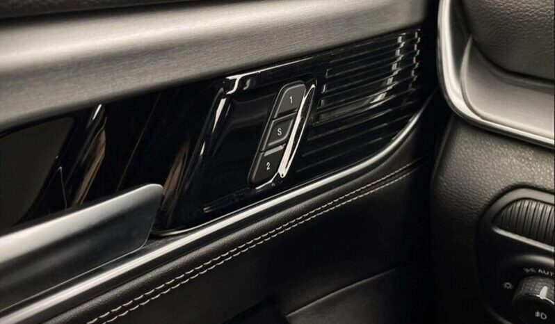 
								2024 Jeep Wagoneer Carbide 4×4 full									