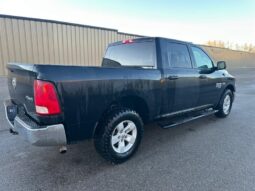 
										2022 Ram 1500 SLT Crew Cab 4×4 5.7L Hemi full									