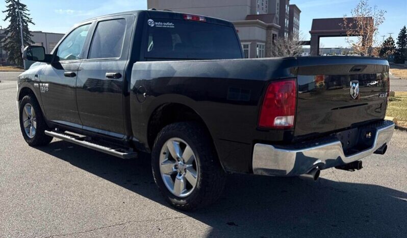 
								2022 Ram 1500 Tradesman SXT Crew Cab 4×4 5.7L Hemi full									