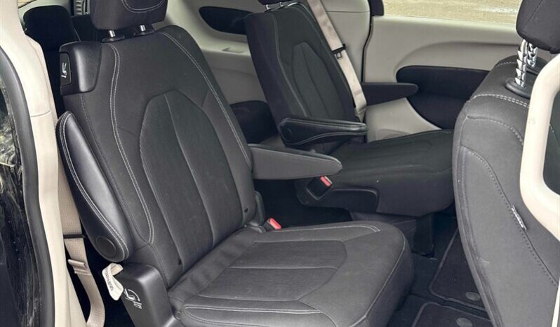 
								2024 Chrysler Grand Caravan SXT full									