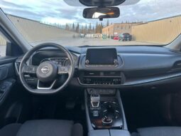 
										024 Nissan Rogue SV Premium AWD Moonroof full									