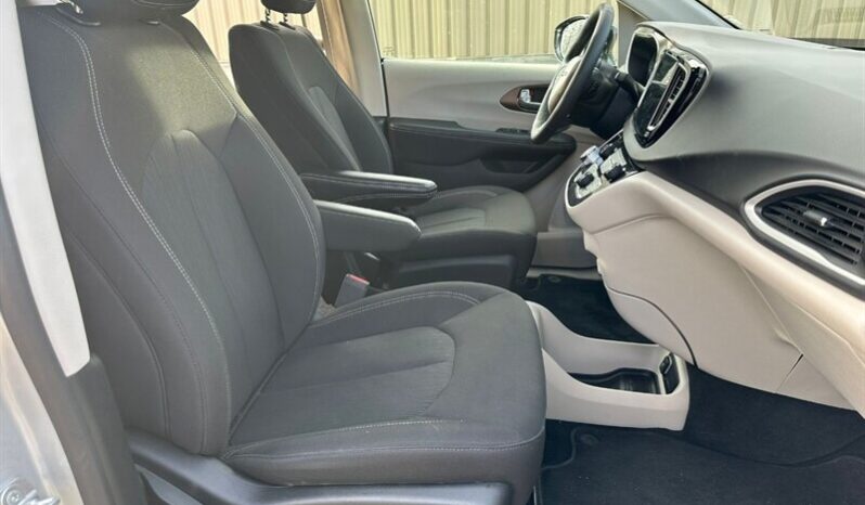 
								2024 Dodge Grand Caravan SXT full									