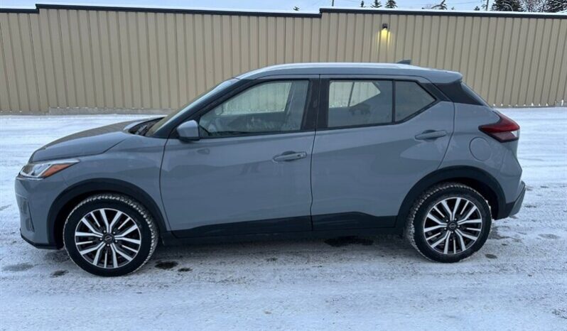 
								2024 Nissan Kicks SV full									