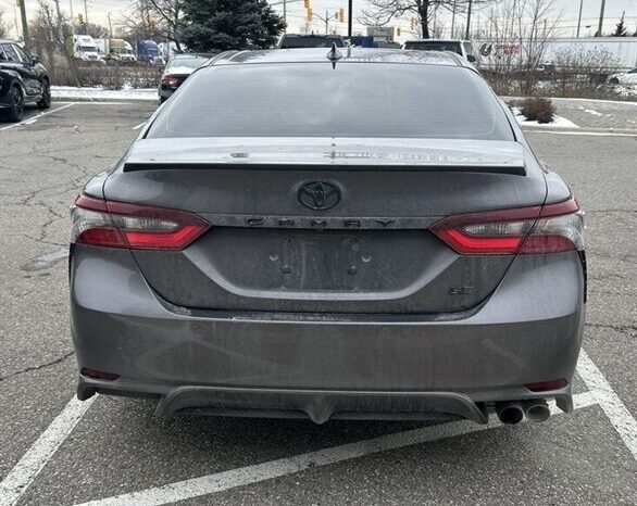 
								2024 Toyota Camry SE Upgrade full									