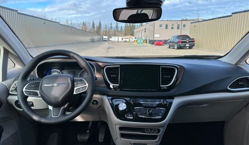 
								2024 Dodge Grand Caravan SXT full									