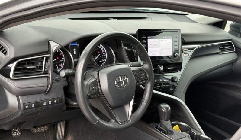 
								2024 Toyota Camry SE Upgrade full									