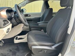 
										2024 Dodge Grand Caravan SXT full									