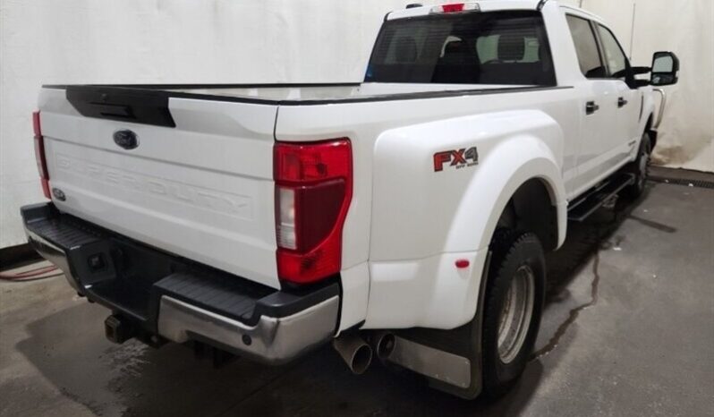 
								2022 Ford F-350 XLT FX4 Diesel Dually Crew Cab 4×4 full									
