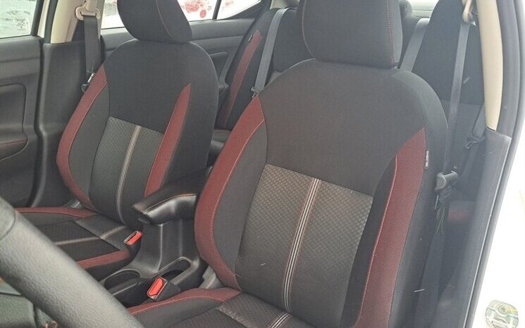 
								2024 Nissan Versa SR full									