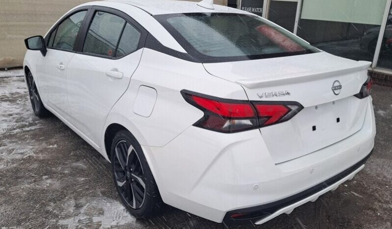
								2024 Nissan Versa SR full									