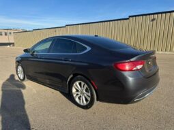 
										2016 Chrysler 200 Limited Sunroof Nav full									