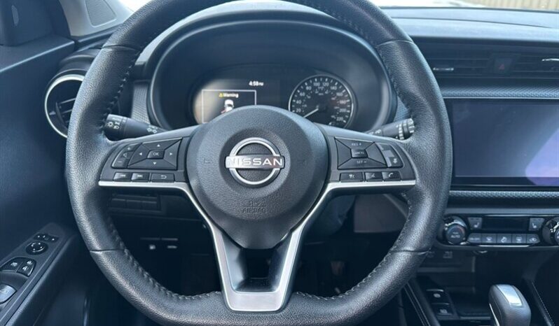 
								2024 Nissan Kicks SV full									