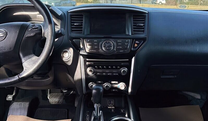 
								2019 Nissan Pathfinder SV 4×4 full									