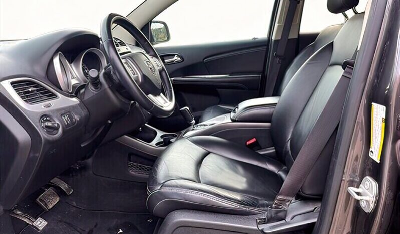 
								2016 Dodge Journey GT AWD full									