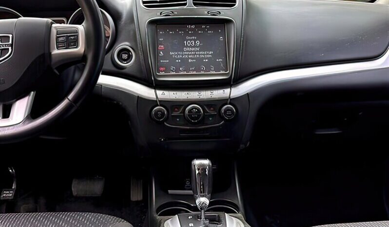 
								2018 Dodge Journey SXT AWD 7 Passenger full									