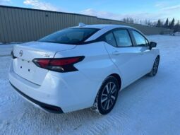 
										2024 Nissan Versa SV full									