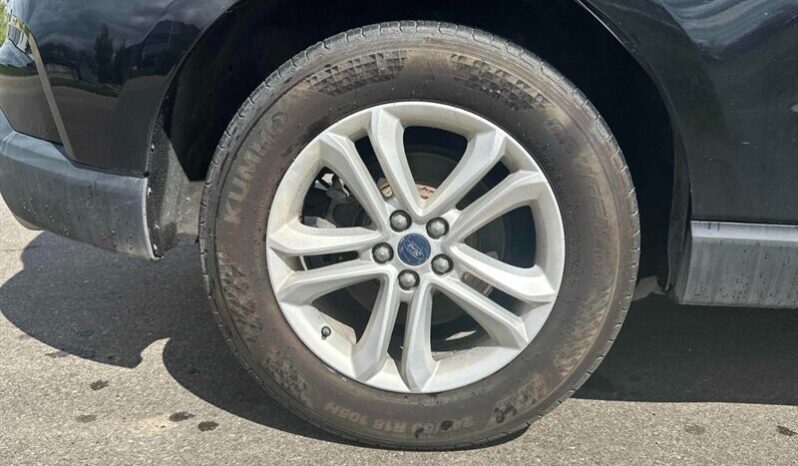 
								2019 Ford Edge SEL AWD full									