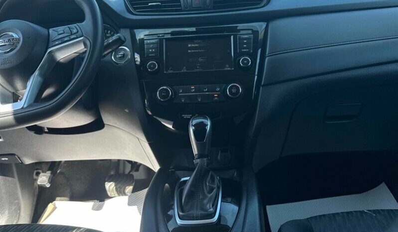 
								2020 Nissan Rogues SV AWD full									